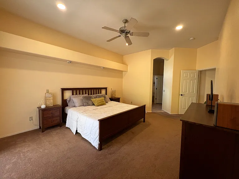 3048 W Desert Glory Dr — Photo 5