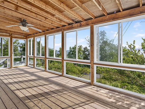 4th image of 6238 Poplar Beach Spur
