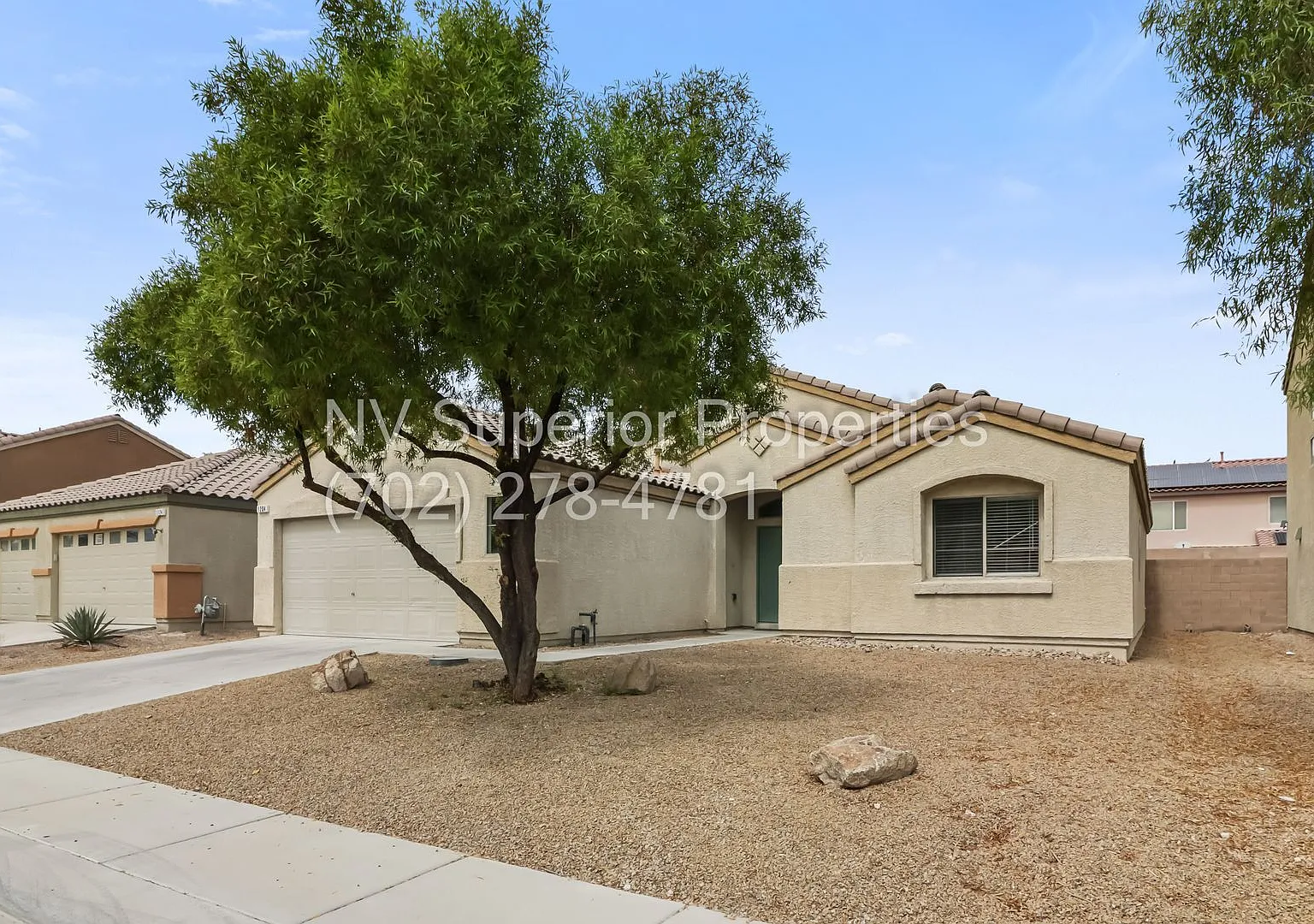 NW!! 4 Bedrooms Single story No Carpet!! Pet Friendly!! Covered Patio!! Low Maintenance Dessert l... — Photo 2
