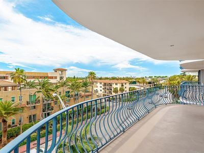 8877 Collins Ave APT 506, Surfside, FL, 33154