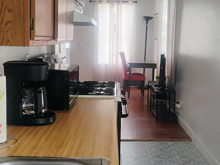 516 W North St #1-F — Photo 13