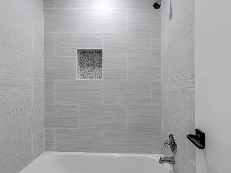 11560 N May Ave #205 — Photo 13