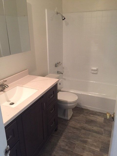 Upstairs bathroom
