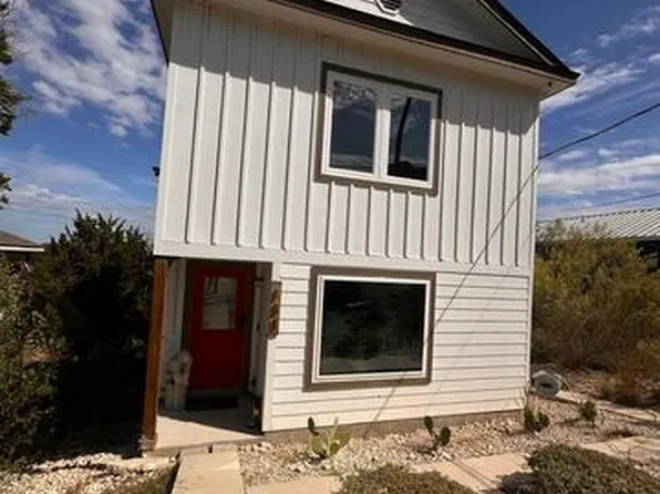 481 Lexington Pass, Canyon Lake, TX 78133