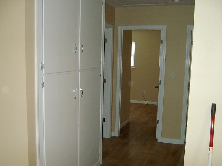 301 Newcastle Dr — Photo 18
