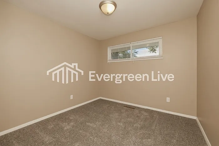 4883 Thoreau Ave — Photo 11
