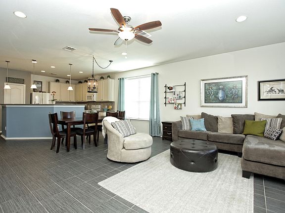 4th image of 14420 Lake Victor Dr