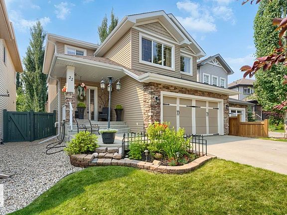 2nd image of 22 Voleta Ct