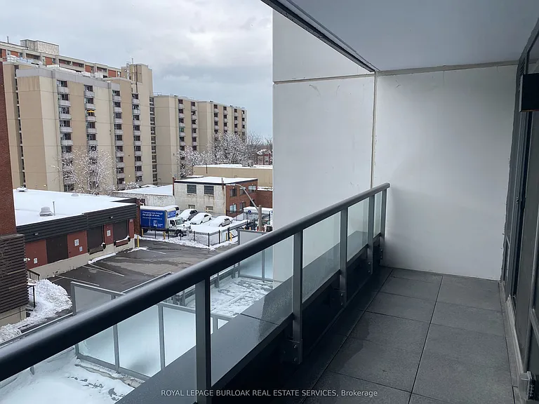212 King William St E #423 — Photo 21