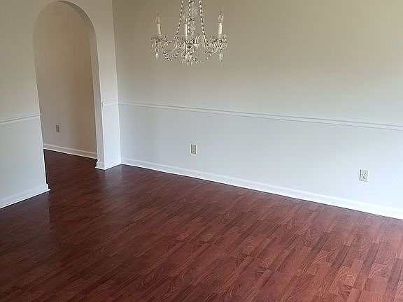 3rd image of 20 Kellywood Ct
