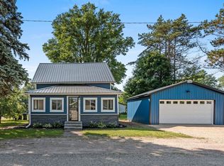 109 E Tielky St, Bear Creek, WI 54922