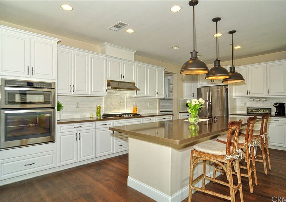 1st image of 39021 New Meadow Dr