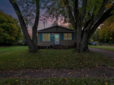 5802 Western Rd, Flint, MI, 48506