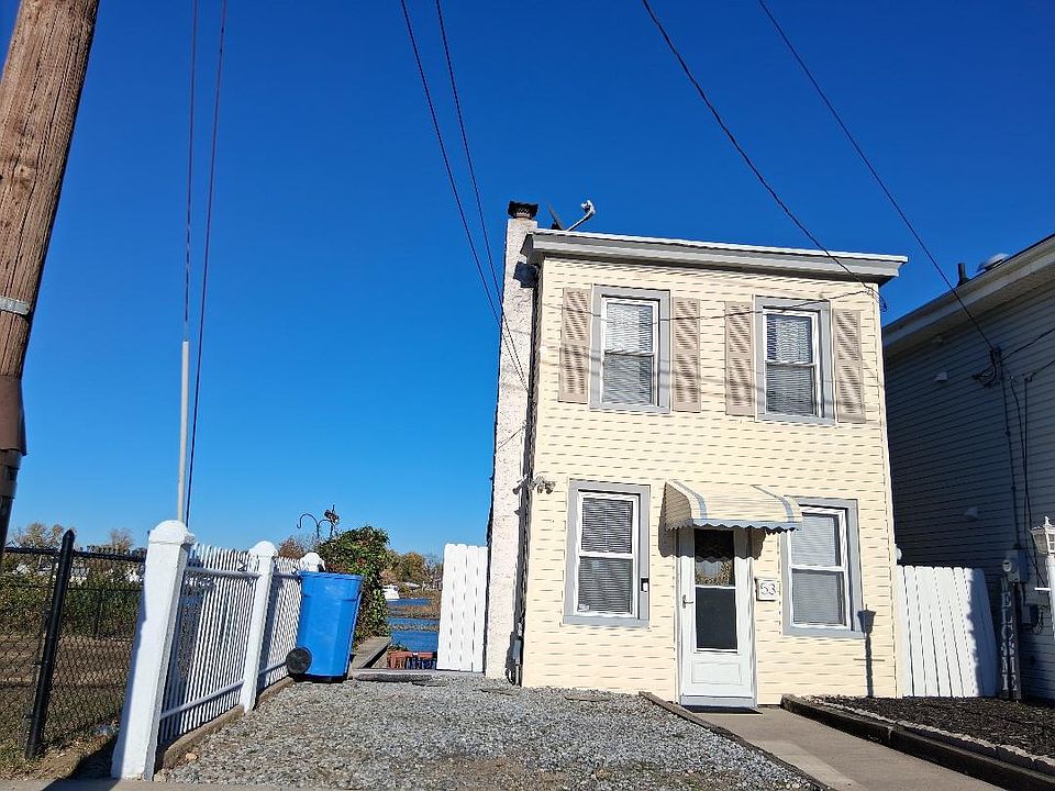 1st image of 53 Edgewater Ave