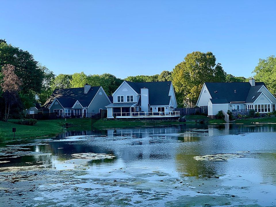 1st image of 98 Forest Lake Dr