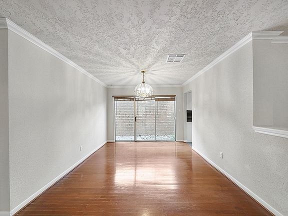 5th image of 1607 Beaconshire Rd