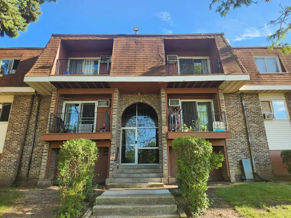 575 Heritage Dr APT 107, Hoffman Estates, IL 60169