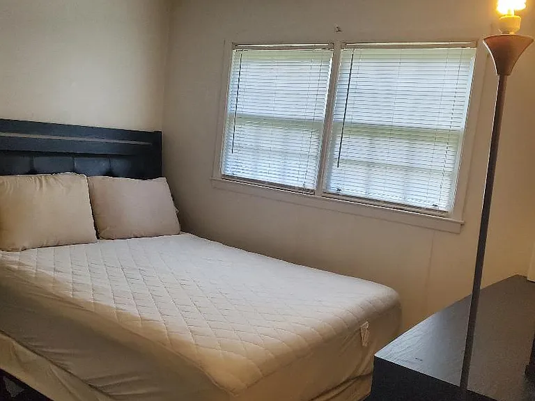 6060 Mallory Rd #1 — Photo 1