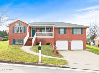 3007 Mercedes Ln, Jefferson City, MO 65109