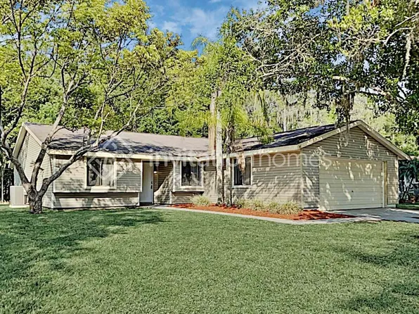 513 Lakeview Dr, Oldsmar, FL 34677