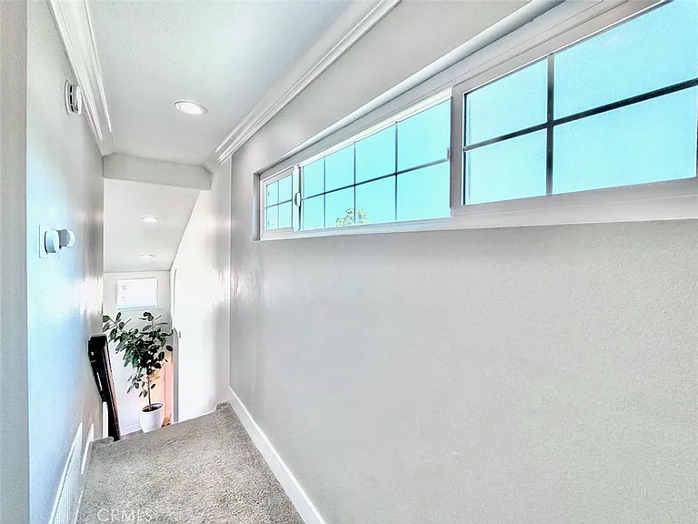 2134 N Pami Cir — Photo 25
