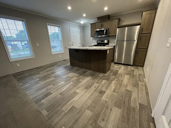 38000 Le Chateau Blvd #124 — Photo 25