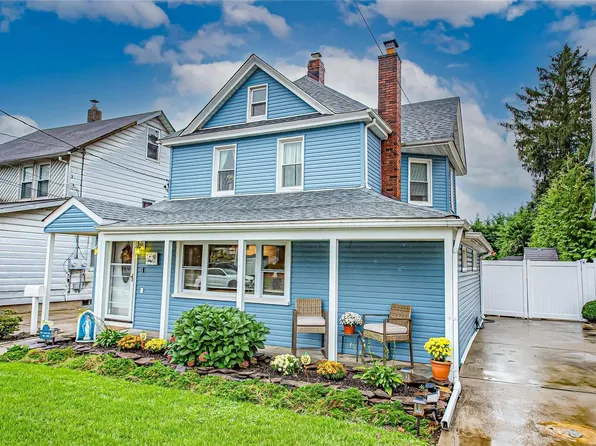 881 Court Road, Franklin Square, NY 11010