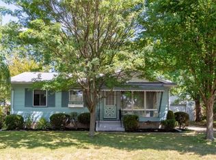 302 Willowbend Rd, Tonawanda, NY 14150