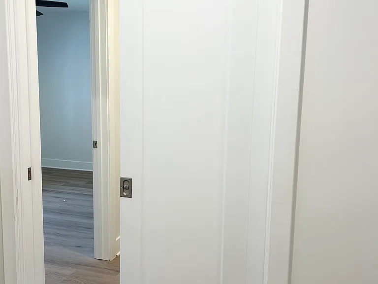 57 Monroe Ave #2 — Photo 9