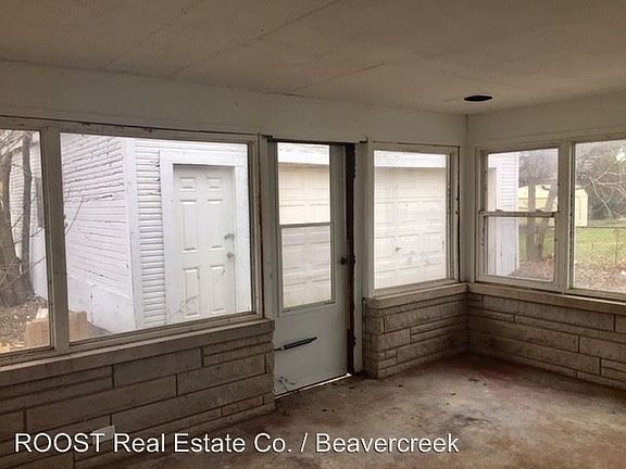 3rd image of 4093 Saylor St