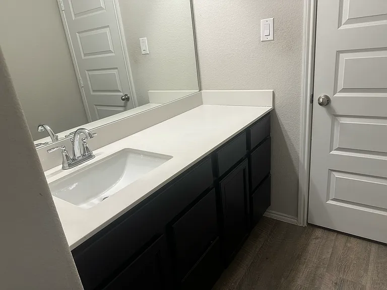 8981 Fair Oaks Dr — Photo 3