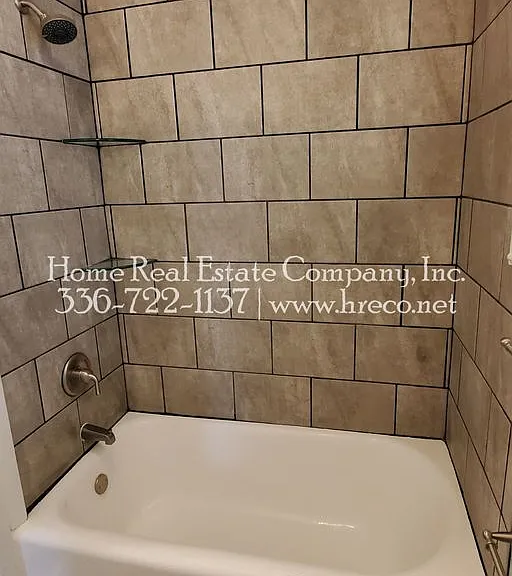 415 N Spring St #6 — Photo 10