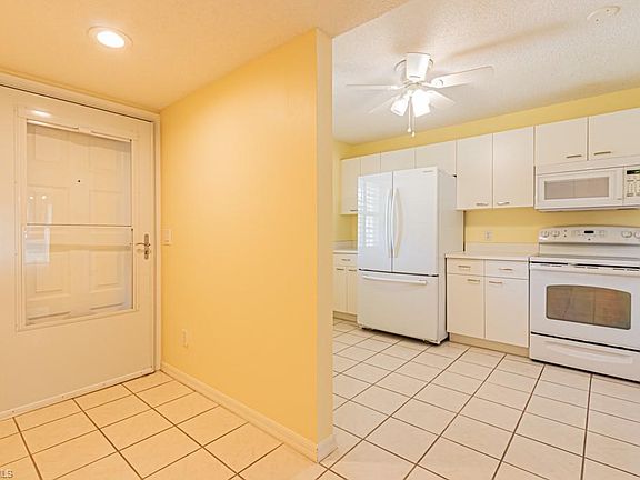 5th image of 7768 Jewel LN #102