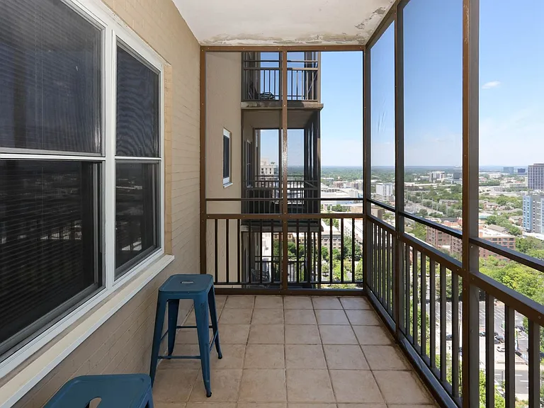 300 Peachtree St NE #23C — Photo 22