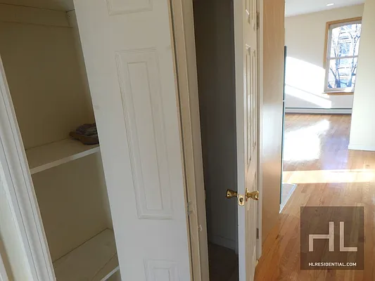 Rented by Highline Residential | media 23