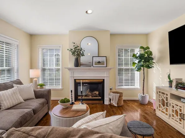 31 Exeter Farms Road, Exeter, NH 03833