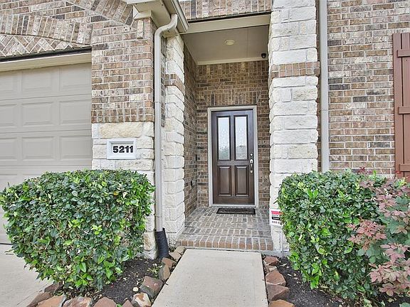 2nd image of 5211 Fossil Stone Ln
