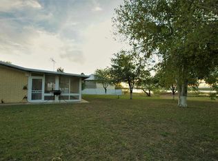 5313 S Siesta Ln, Zapata, TX 78076