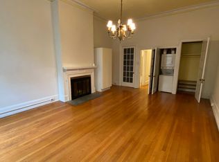 1527 Pine St #2A, Philadelphia, PA 19102