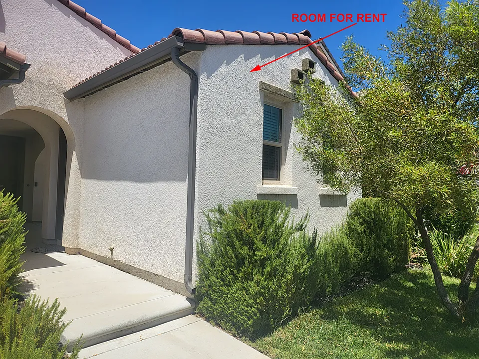 176 Meridian Ave
