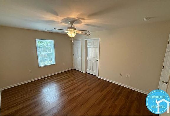 4th image of 3700 Delancy St APT 3C
