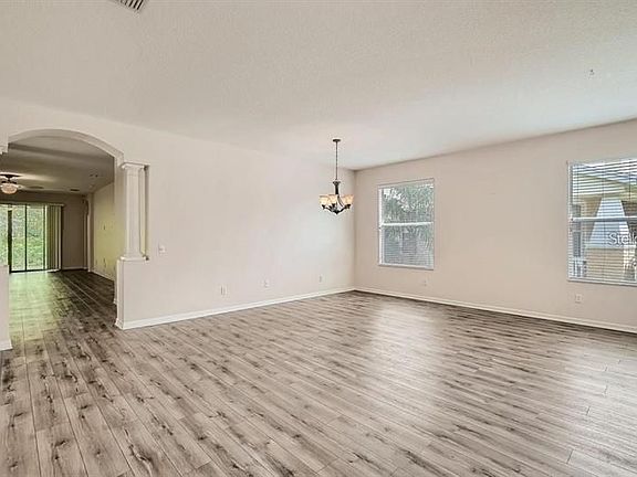5th image of 15516 Gannetglade Ln