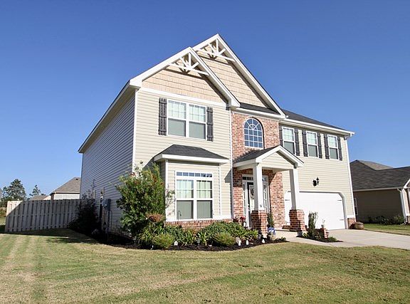 3rd image of 588 Buttonwood Dr