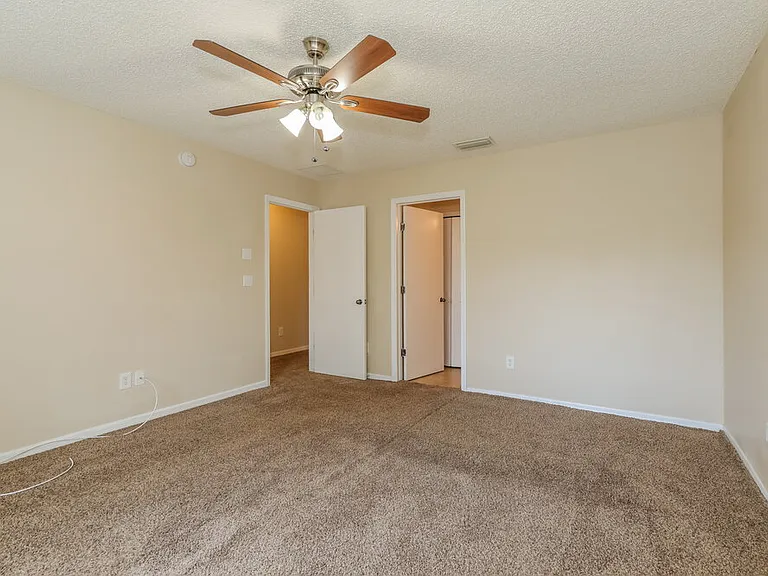 7753 Highchair Ln — Photo 15
