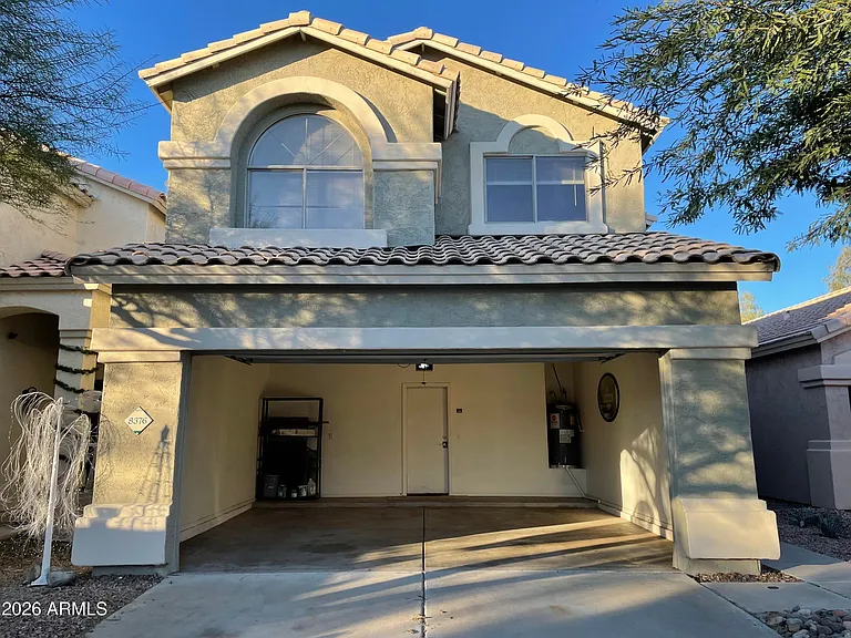8376 W Melinda Ln — Photo 2