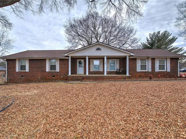 704 S Bartow St, Cartersville, GA 30120