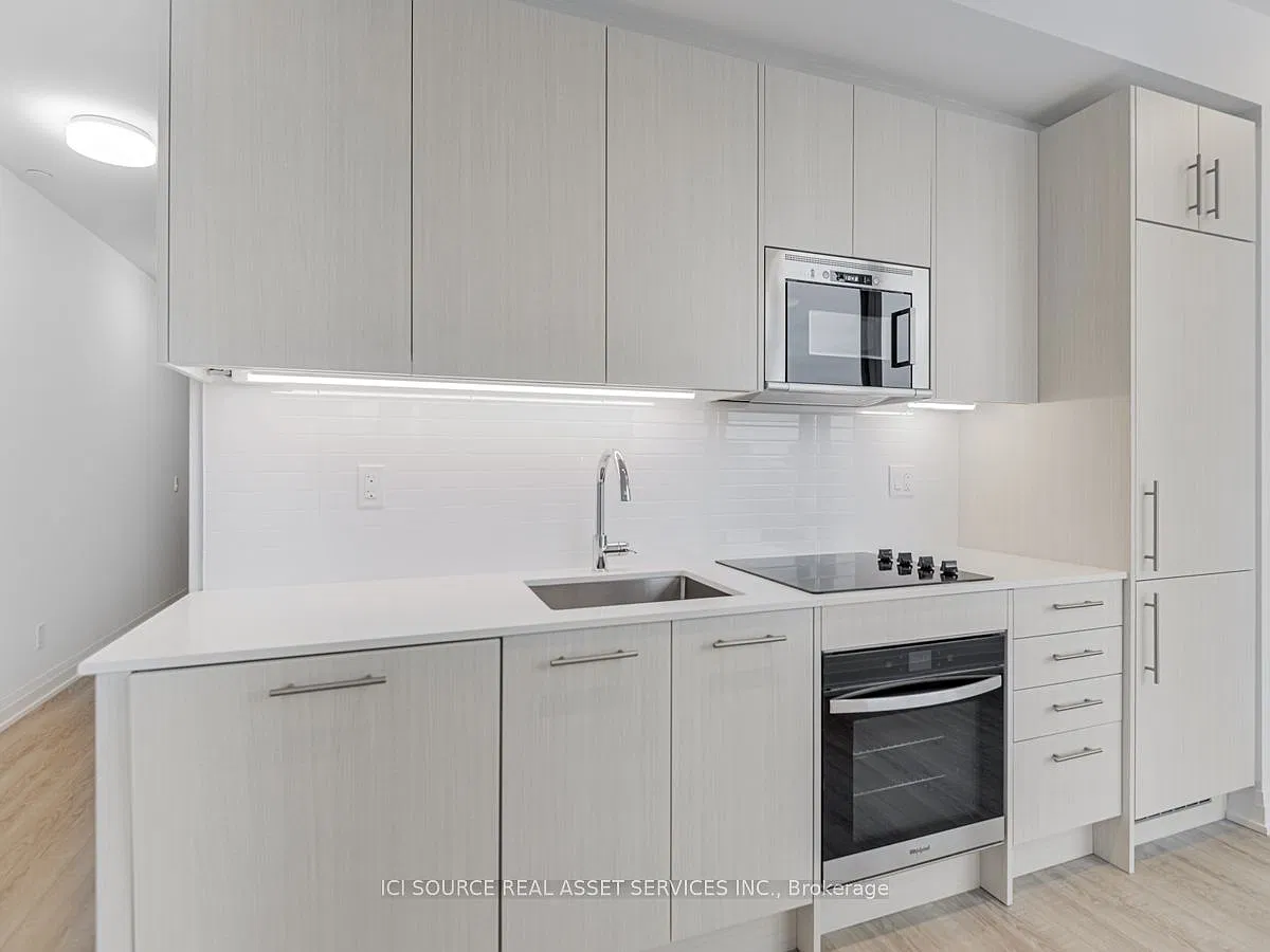 1 bed, $2,100 — Photo 3