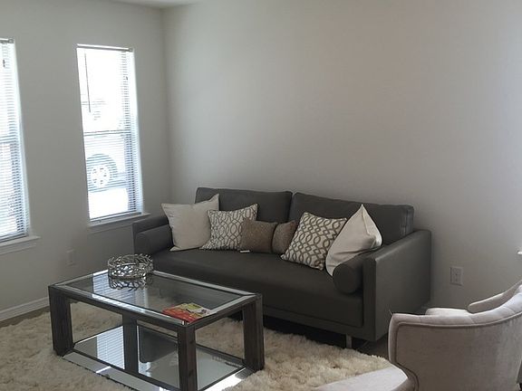 3rd image of 3208 Bellas Hadas APT A