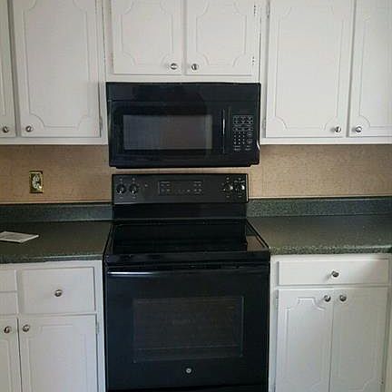 2nd image of 5607 Darby Close