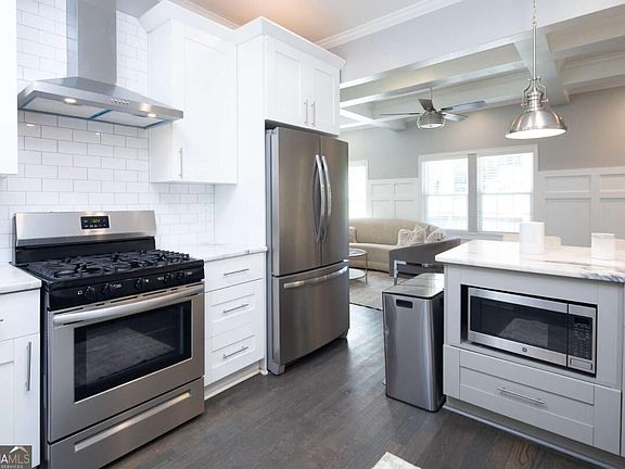 5th image of 2188 Loring Ct